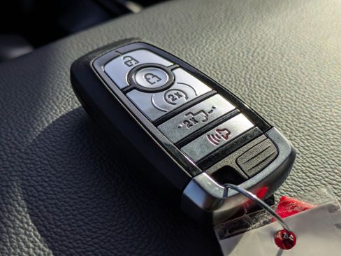 New 2025 Ford F150 Lariat w/ Equipment Group 502A High image 60