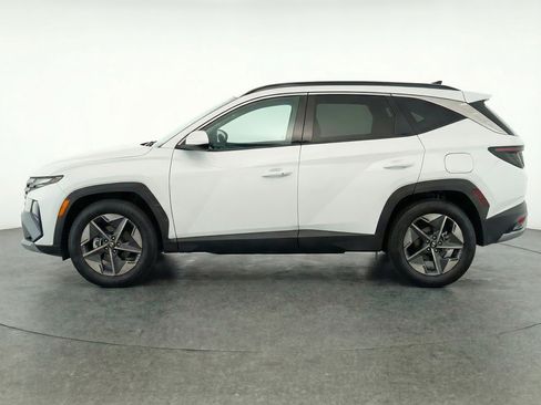 Used 2025 Hyundai Tucson SEL image 5