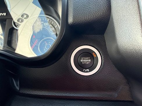 Used 2023 RAM 1500 Big Horn AWD/4WD image 28