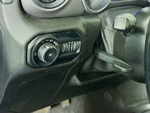 Used 2021 Jeep Wrangler Unlimited Sport w/ Sun And Sound Package AWD/4WD image 19