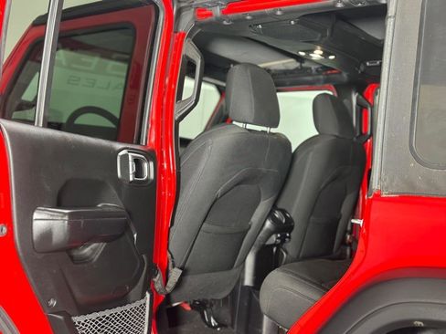 Used 2019 Jeep Wrangler Unlimited Sport S image 11