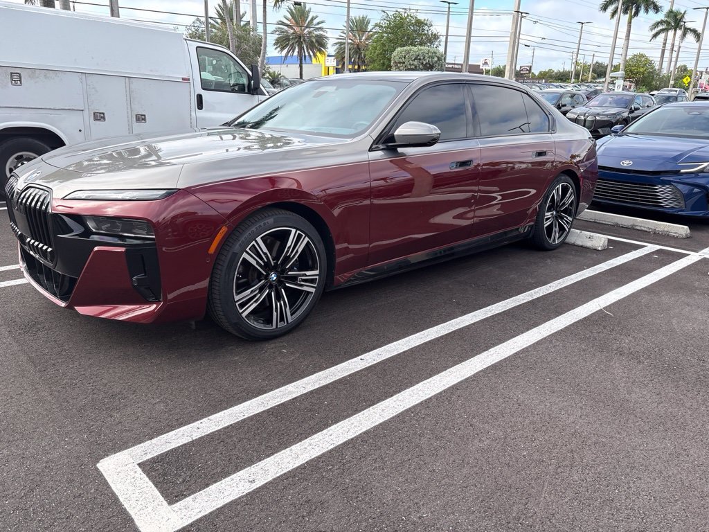 Certified 2023 BMW i7 xDrive60 AWD/4WD image 9