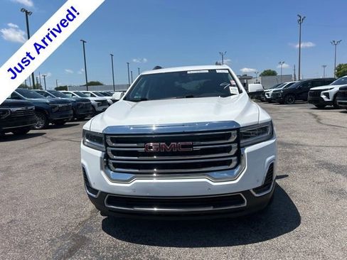 Used 2022 GMC Acadia SLE w/ Driver Convenience Package FWD image 8