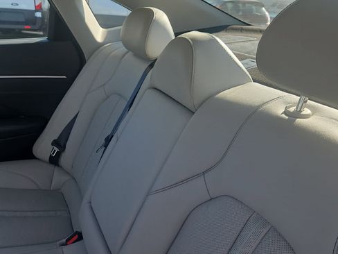 Used 2020 Hyundai Sonata Limited image 13
