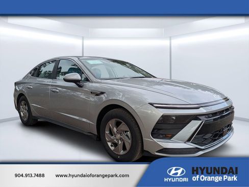 New 2026 Hyundai Sonata SE image 1