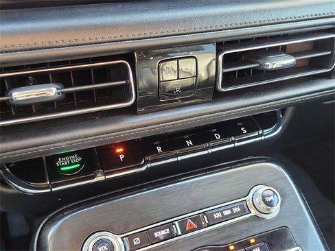 Certified 2021 Lincoln Nautilus FWD image 20