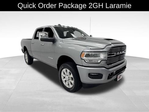 Used 2024 RAM 2500 Laramie w/ Sport Appearance Package AWD/4WD image 6