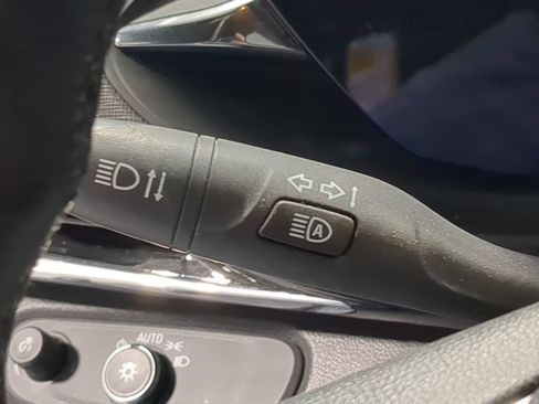 Used 2025 Buick Envista Sport Touring w/ Convenience I Package FWD image 26