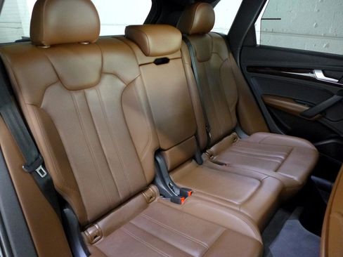 Used 2019 Audi Q5 2.0T Premium Plus w/ Premium Plus Package image 55