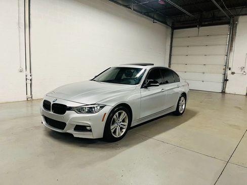Used 2016 BMW 328i Sedan RWD image 2