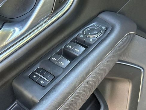 Used 2022 Chevrolet Tahoe Premier image 23