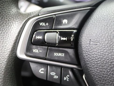 Used 2018 Honda Accord LX image 30
