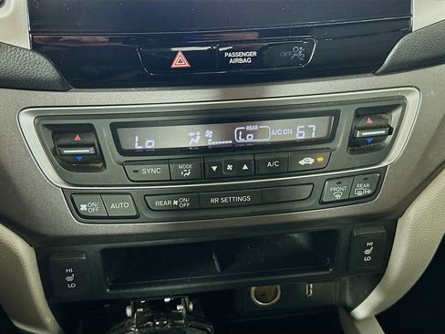 Used 2017 Honda Ridgeline RTL-T image 23