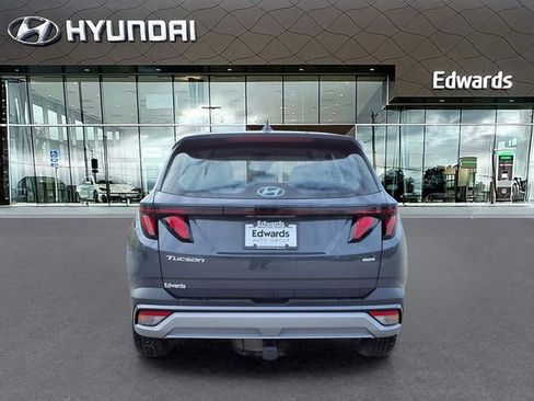 New 2026 Hyundai Tucson SE image 6