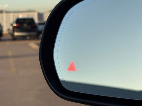 Used 2021 Mercedes-Benz GLB 250 GLB 250 image 11