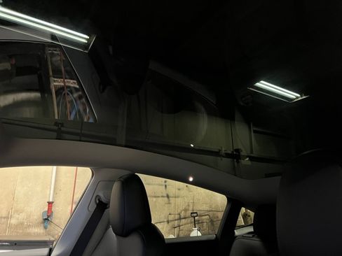 Used 2023 Tesla Model Y Long Range image 25