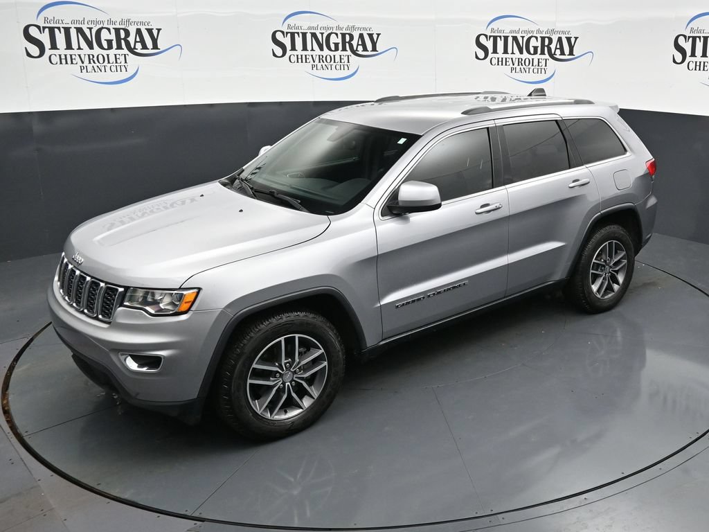 Used 2018 Jeep Grand Cherokee Laredo RWD image 20