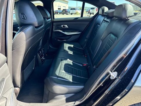 Used 2019 BMW 330i Sedan w/ Premium Package RWD image 16
