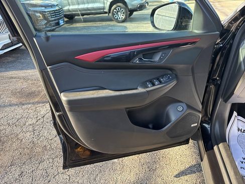 Used 2025 Chevrolet TrailBlazer RS w/ Convenience Package image 15