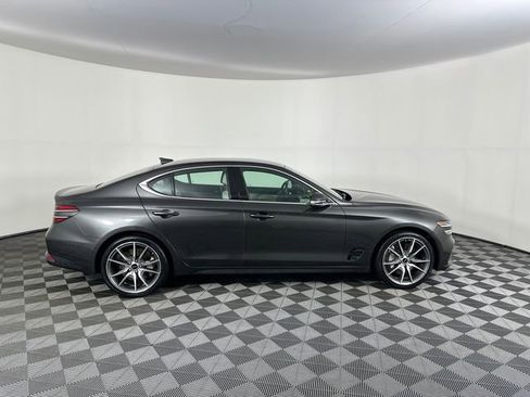 Used 2025 Genesis G70 2.5T RWD image 5