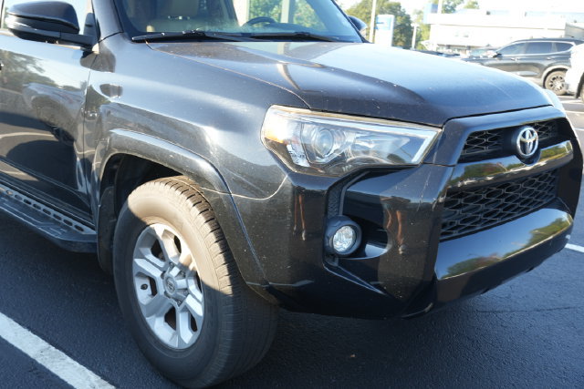 Used 2018 Toyota 4Runner SR5 Premium RWD image 3