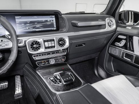 Used 2023 Mercedes-Benz G 63 AMG 4MATIC image 32