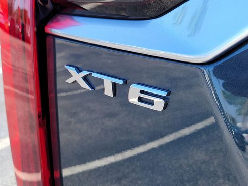 Used 2020 Cadillac XT6 Premium Luxury image 7