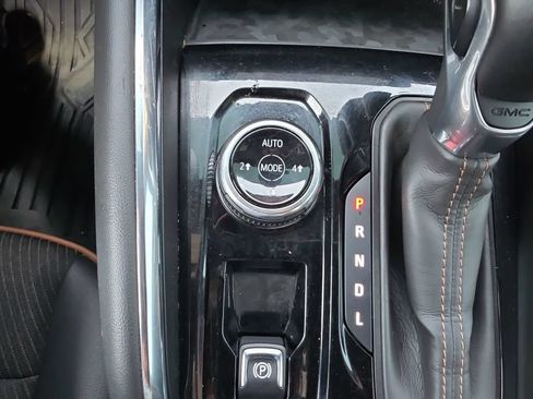 Used 2023 GMC Canyon AT4 w/ Canyon Safety Plus Package AWD/4WD image 23