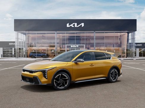 New 2026 Kia K4 GT-Line Turbo FWD image 4