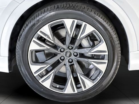 New 2026 Audi Q8 Premium Plus AWD/4WD image 25