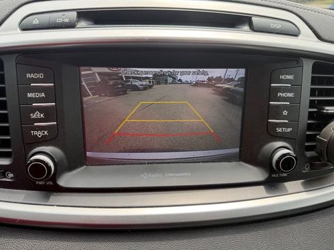 Used 2019 Kia Sorento AWD w/ LX Convenience Package image 13