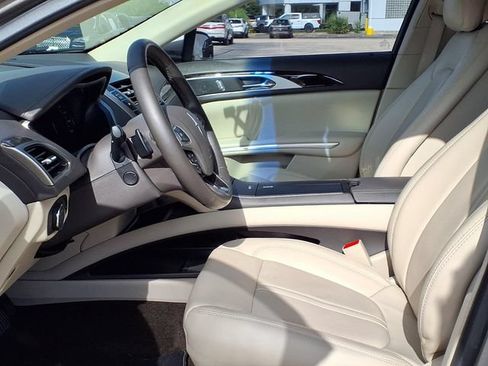 Used 2016 Lincoln MKZ w/ Equipment Group 300A Reserve FWD image 4