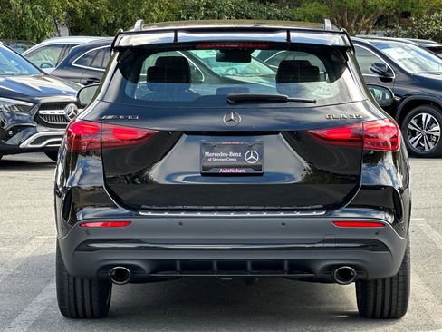 New 2025 Mercedes-Benz GLA 35 AMG 4MATIC image 9