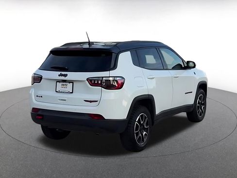 Used 2025 Jeep Compass Trailhawk AWD/4WD image 14