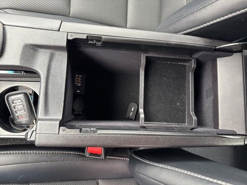 Used 2018 Lexus ES 350 w/ Navigation System Package image 24