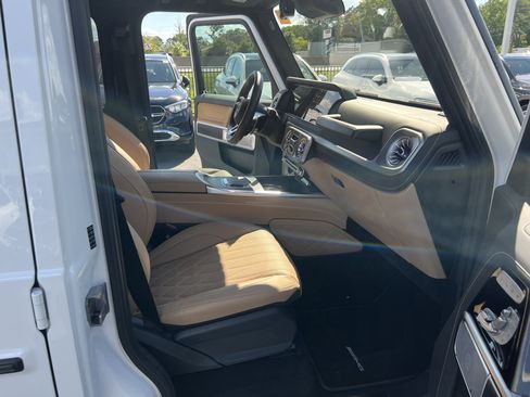 Certified 2025 Mercedes-Benz G 63 AMG 4MATIC image 36