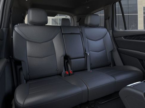 New 2025 Cadillac XT6 Premium Luxury image 17