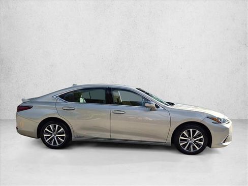 Used 2021 Lexus ES 300h w/ Premium Package FWD image 4