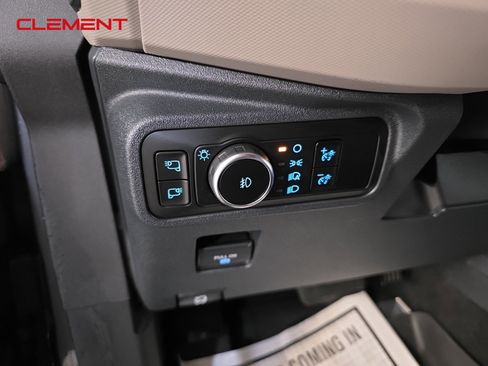 Used 2023 Ford Bronco Wildtrak image 11