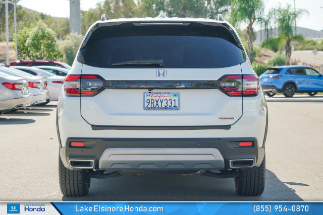 Used 2025 Honda Pilot Touring image 10