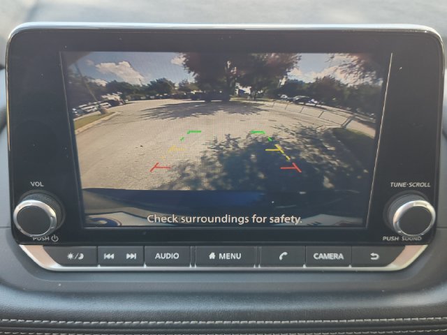 Used 2024 Nissan Rogue SV AWD/4WD image 18
