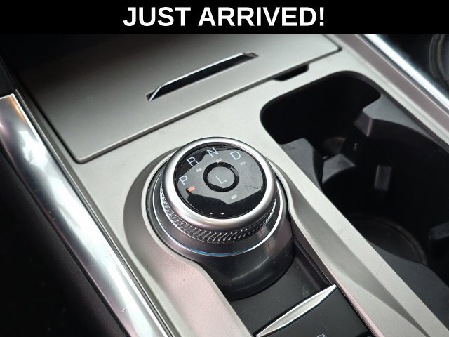 Used 2023 Ford Explorer XLT w/ Equipment Group 202A RWD image 16