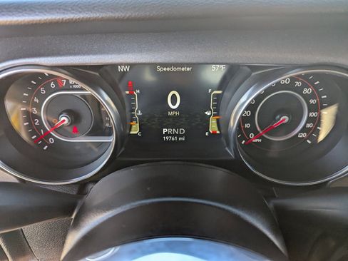 Used 2021 Jeep Gladiator Mojave image 34