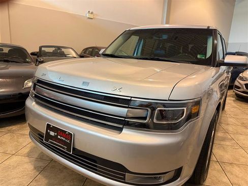 Used 2019 Ford Flex Limited image 39