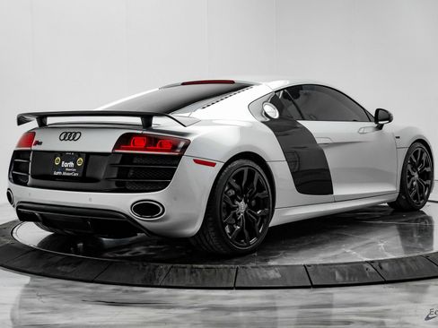Used 2010 Audi R8 V10 image 17