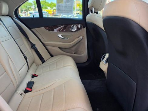 Used 2015 Mercedes-Benz C 300 4MATIC Sedan image 13