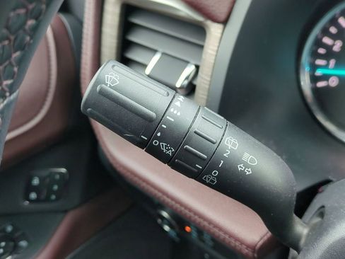 Used 2022 Ford Expedition Max Limited image 28