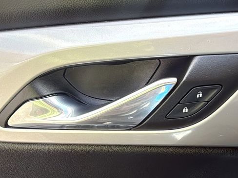 Used 2025 Chevrolet Blazer LT image 17