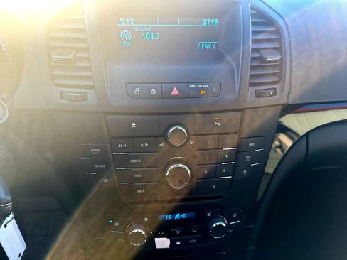 Used 2011 Buick Regal CXL w/ RL4 Preferred Equipment Group image 13