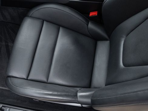 Certified 2024 Porsche 911 Carrera GTS image 27